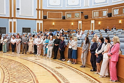 Сотрудники \"Белтелекома\" посетили с экскурсией Дворец Независимости