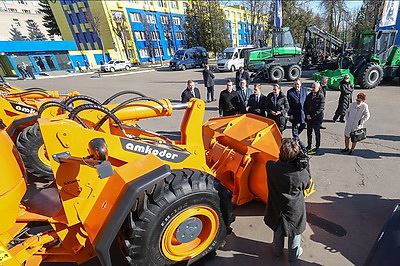 \"АМКОДОР\" планирует расширять сотрудничество с Республикой Сербской
