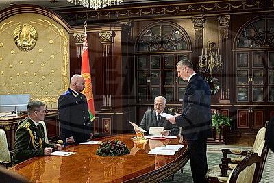 Лукашенко рассмотрел кадровые вопросы