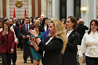 Они называют себя гвардией Президента Беларуси. Рассказываем о новых гостях Дворца Независимости