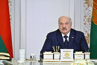 Лукашенко требует выстроить эффективную систему торгового обслуживания, прежде всего на селе