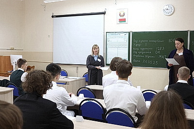 Централизованные испытания начались одновременно по всей стране