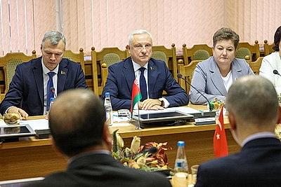 Турецкая парламентская делегация посещает Беларусь