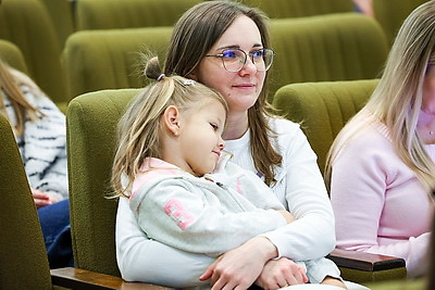 \"Терапия чудес\". Новогодняя акция прошла в медучреждениях Минска