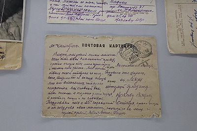 \"Мы не имеем права забывать\". В Могилеве открылась выставка \"Блокада. Карточки. Беларусь помнит\"