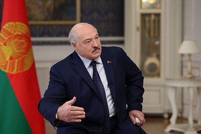 Лукашенко дал интервью американскому блогеру Марио Науфалу