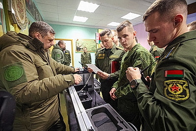 Более 2,1 тыс. взрывоопасных предметов обезвредил противоминный центр ВС в этом году