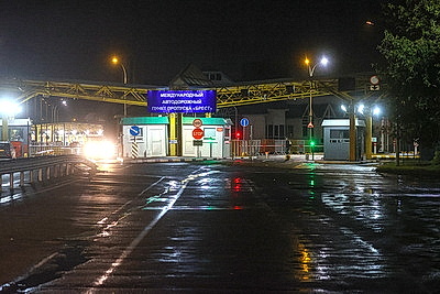 Польша закрыла границу с Беларусью