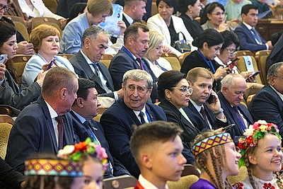 Концертную программу для участников белорусско-узбекского форума представили в Витебске