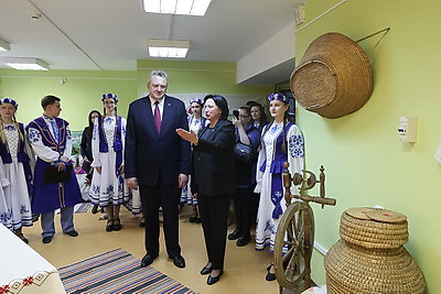 От народных ремесел к культурному коду. \"Белхудожпромыслы\" и БГУИЯ подписали соглашение о сотрудничестве
