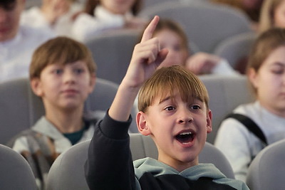 Более 600 ребят собрал областной новогодний праздник в Солигорске