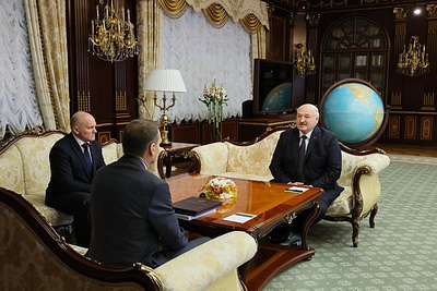 Лукашенко встретился с директором Службы внешней разведки России