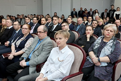 Книгу \"Наш Президент\" презентовали в НАН Беларуси