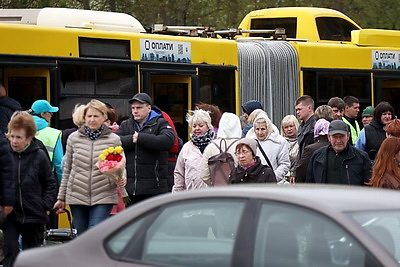 У православных верующих - Радуница