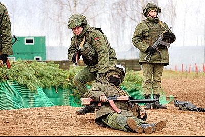 Борьба с дронами и бой в лесу. В Лепельском районе проходит оперативный сбор командного состава ВС