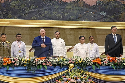 Высадка дерева удачи и храмовый комплекс Будды. Визит Лукашенко в Мьянму завершился культурной программой