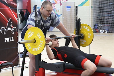 Одной левой. Хоронеко побил очередной рекорд в белорусском жиме