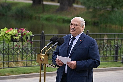 Лукашенко посетил реконструированный комплекс \"Лошицкий\" в Минске