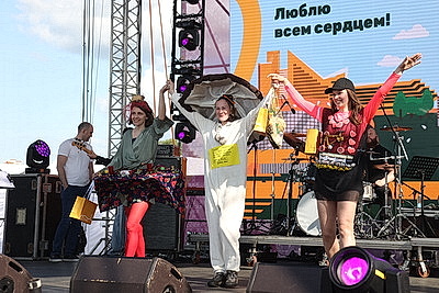 \"Viva Ровар\". Минчане и гости столицы погрузились в атмосферу велокарнавала