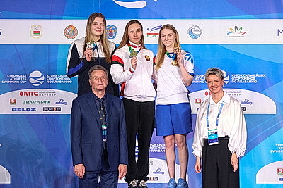 Пловец Пекарский победил на Кубке сильнейших, у белорусов более 50 наград турнира