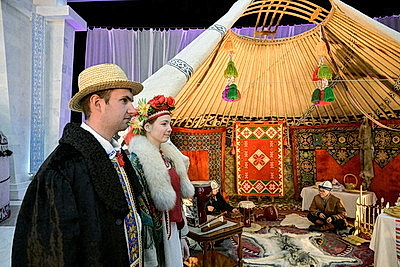 Лидеры стран ОДКБ ознакомились с экспозицией в национальном колорите