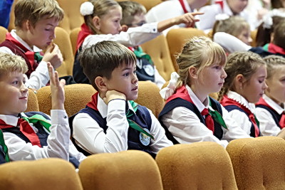 Территория знаний, лидеров, детства. В БРПО наградили победителей пяти республиканских конкурсов