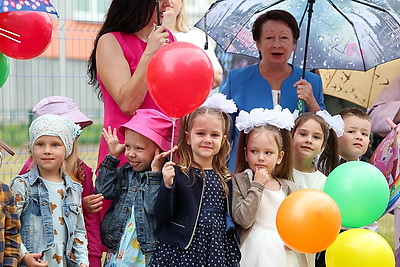 Патриотический клуб, физкультура, музыка, рисование. В Первомайском районе Минска открыли новый детсад