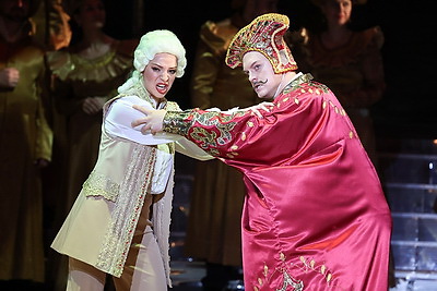 \"Что наша жизнь? Игра!\" Известная ария прозвучала в Большом театре Беларуси