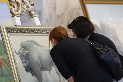 Дворец Независимости посетили с экскурсией сотрудники Минского молочного завода №1 и представители торговли