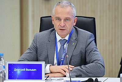 ЕЭФ: деловая программа форума продолжается