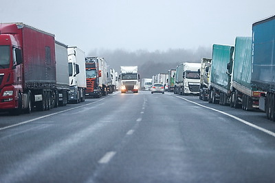 ГТК о перемещении литовских фур: это меры безопасности на подъездах к закрытым пунктам пропуска