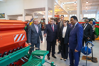 Премьер-министр Танзании ознакомился с подготовкой кадров аграрной сферы в Беларуси