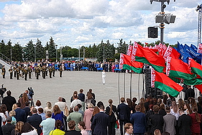 \"При Президенте Республики Беларусь\" - 30 лет. Академия управления отмечает важную веху своей истории