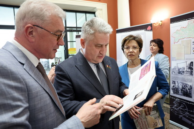 Книгу \"Неизвестные страницы войны открывают депутаты белорусского парламента\" презентовали в Минске