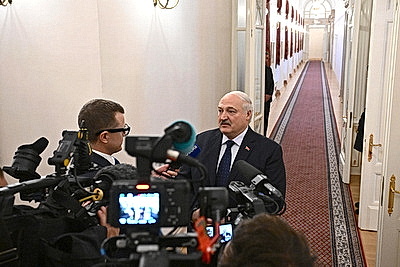 Лукашенко встретился с Путиным