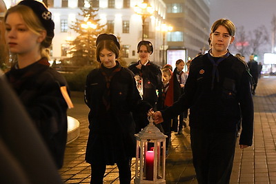 Свет единения и покоя. Вифлеемский огонь прибыл в Минск