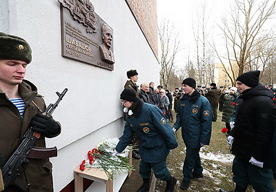 Партизан и человек большой души. В Витебске открыли мемориальную доску бывшему руководителю области