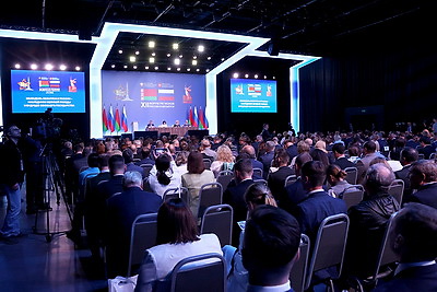 XII Форум регионов. Пленарное заседание прошло в Нижнем Новгороде