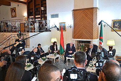 Лукашенко встретился со спикером Национальной народной ассамблеи Алжира