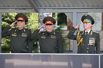 Высший пилотаж. Как в Мачулищах отпраздновали День военно-воздушных сил Беларуси