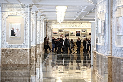 \"Возможность прикоснуться к истории\". Сотрудники МАРТ остались под впечатлением от Дворца Независимости