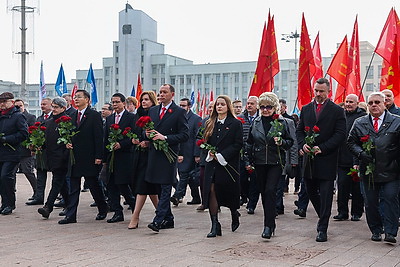 В Беларуси отметили День Октябрьской революции