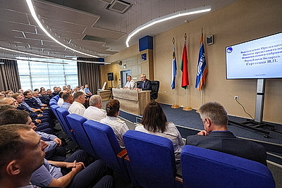 Сергеенко ознакомился с Центром управления перевозками БЖД