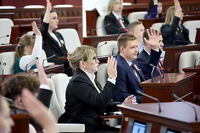 В Минске проходит первое заседание Молодежного совета при Палате представителей