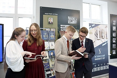 Первый в Беларуси факультет-музей. Открылось модернизированное здание исторического факультета БГУ