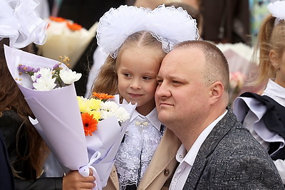 Новая школа на 510 мест открылась в Островце