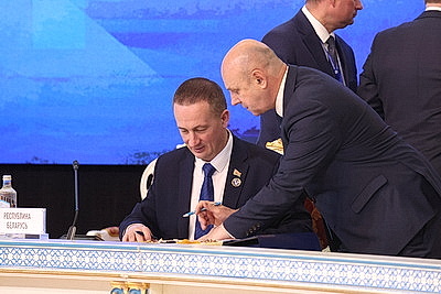 В Душанбе состоялось заседание Совета глав правительств СНГ в расширенном составе
