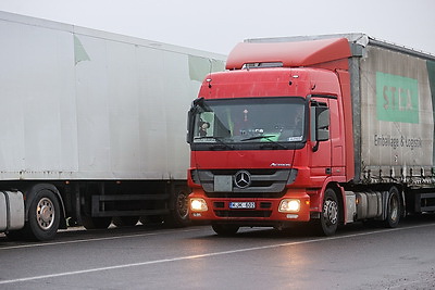 ГТК о перемещении литовских фур: это меры безопасности на подъездах к закрытым пунктам пропуска