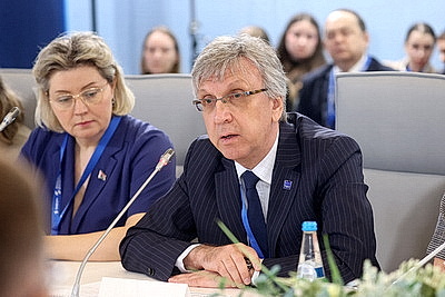 ЕЭФ: мероприятия деловой программы проходят на полях форума