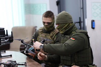 В Военной академии прошли одни из первых занятий по управлению БЛА